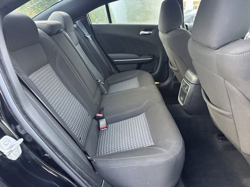 Used 2023 Dodge Charger SXT image 13