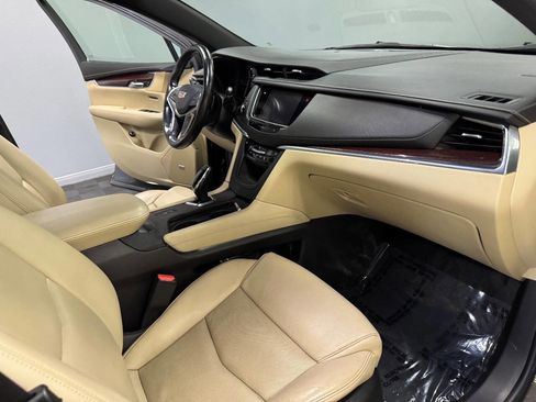 Used 2019 Cadillac XT5 Luxury image 56