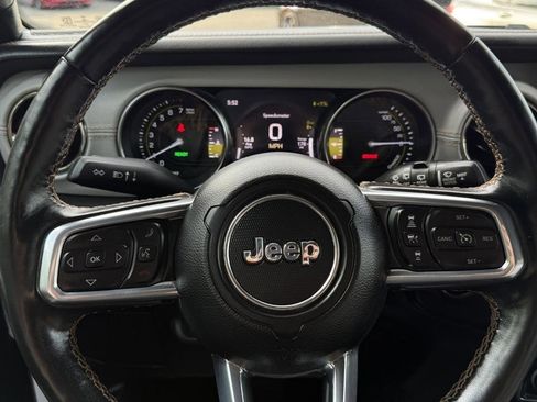 Used 2021 Jeep Wrangler Unlimited Sahara AWD/4WD image 48