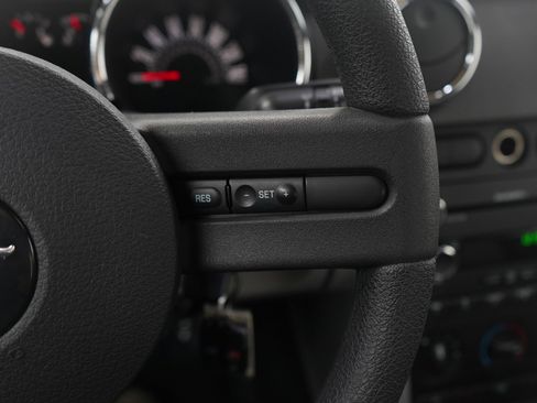 Used 2008 Ford Mustang GT Premium image 22