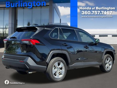 Used 2024 Toyota RAV4 XLE w/ Weather Package AWD/4WD image 6