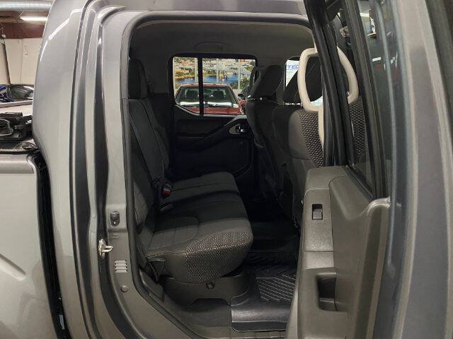 Used 2019 Nissan Frontier PRO-4X AWD/4WD image 15