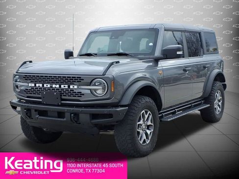 Used 2022 Ford Bronco Badlands image 8