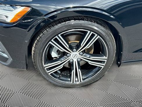 Used 2022 Volvo S60 B5 Inscription FWD image 36