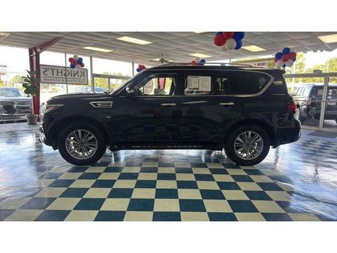 Used 2018 INFINITI QX80 4WD image 4