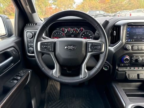 Used 2022 Chevrolet Silverado 1500 RST w/ LPO, Blackout Package image 13