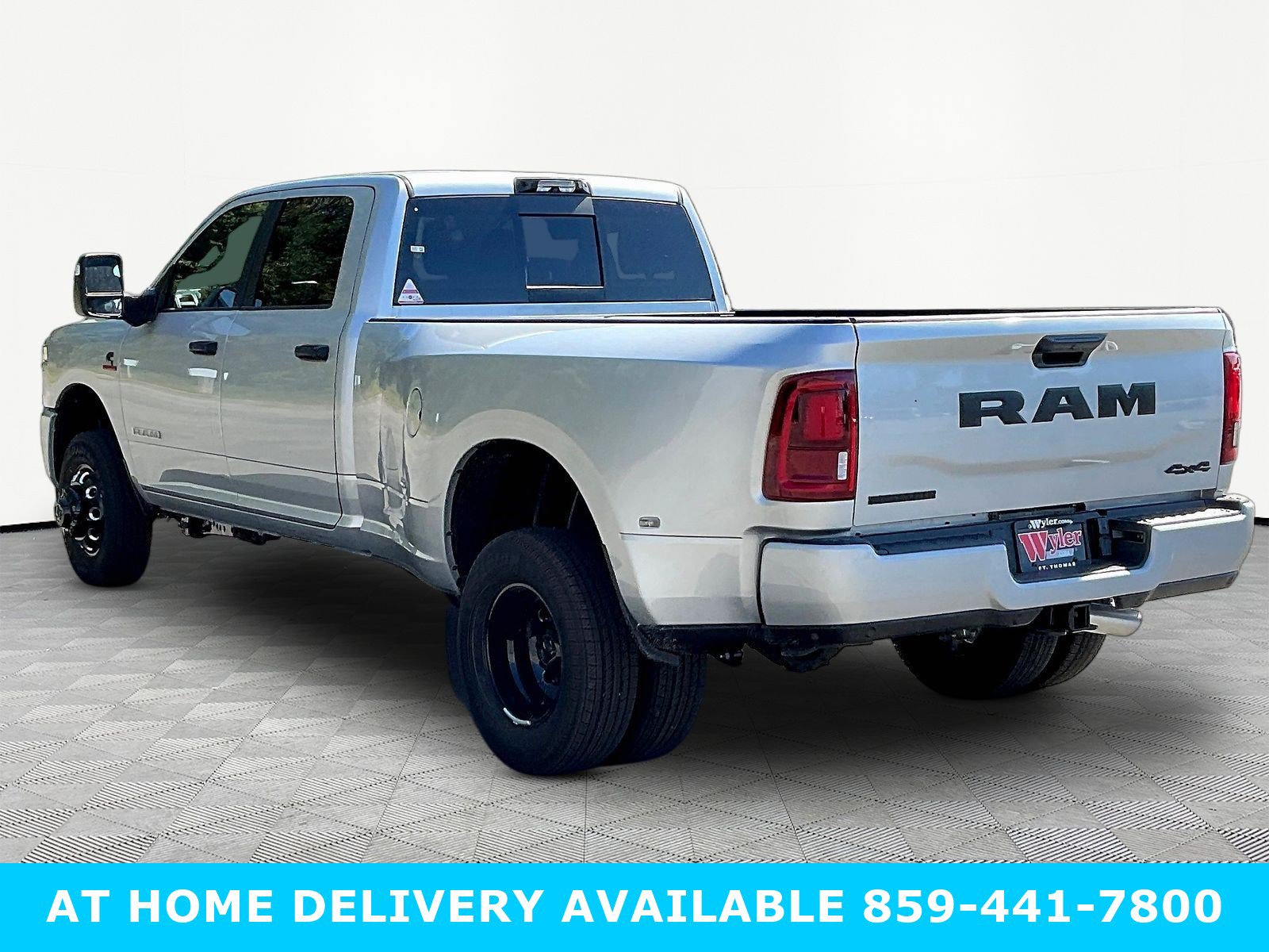 New 2027 RAM 3500 Big Horn AWD/4WD image 4