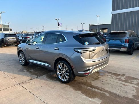 Used 2021 Buick Envision Avenir w/ Technology Package II AWD/4WD image 2