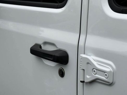 Used 2021 Jeep Wrangler Unlimited Sport image 13