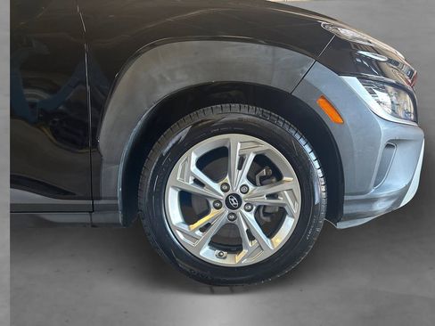 Used 2023 Hyundai Kona SEL w/ Cargo Package image 18
