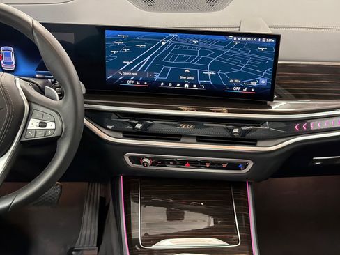 Used 2026 BMW X5 xDrive40i image 18