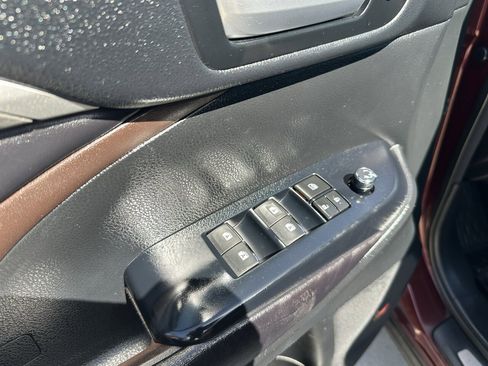 Used 2017 Toyota Highlander Limited image 45