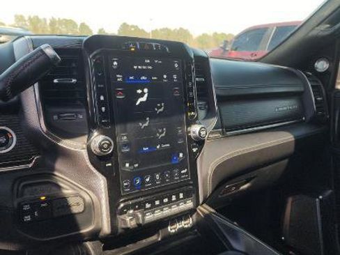 Used 2020 RAM 2500 Limited image 8