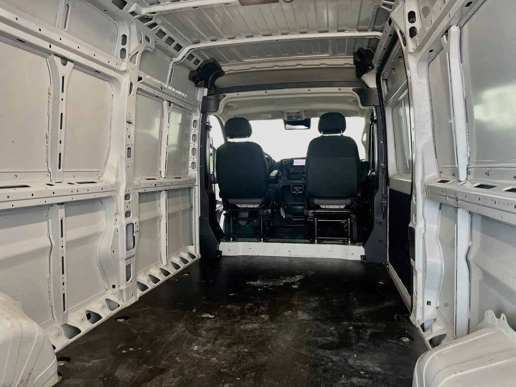 Used 2025 RAM ProMaster 2500 w/ Convenience Group FWD image 22
