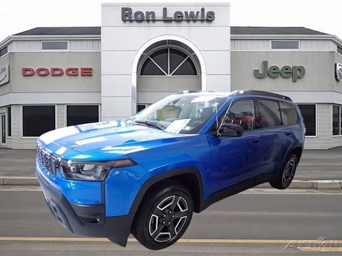 New 2026 Jeep Cherokee Limited AWD/4WD image 1