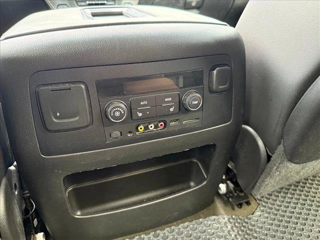Used 2015 GMC Yukon SLT w/ Open Road Package RWD image 19