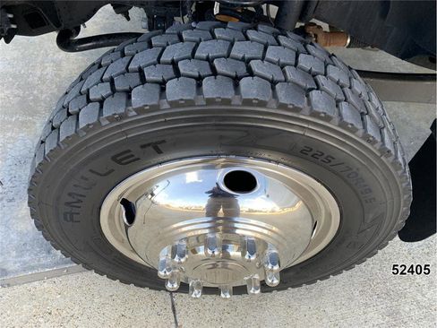 Used 2022 Ford F550 4x4 Regular Cab Super Duty image 18