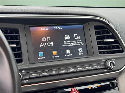 Used 2020 Hyundai Elantra Value Edition w/ Winter Weather Package image 24