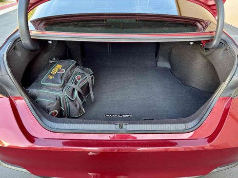 Used 2021 Toyota Avalon XSE w/ Carpet Mat Package (TMS) FWD image 61