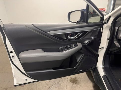 Used 2025 Subaru Outback Onyx Edition XT image 24