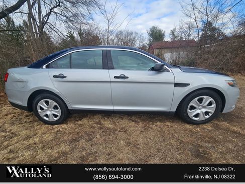Used 2014 Ford Taurus Police Interceptor AWD image 8
