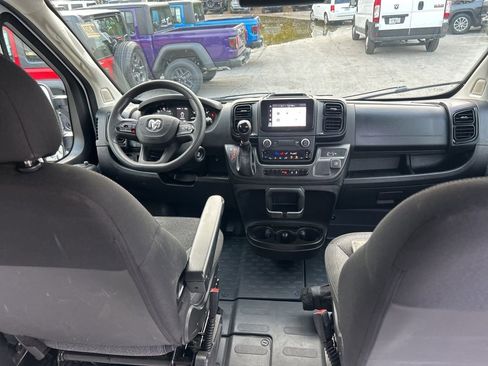Used 2023 RAM ProMaster 2500 w/ Convenience Group image 28