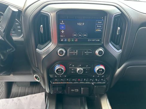 Used 2021 GMC Sierra 1500 Denali w/ Denali Ultimate Package AWD/4WD image 21