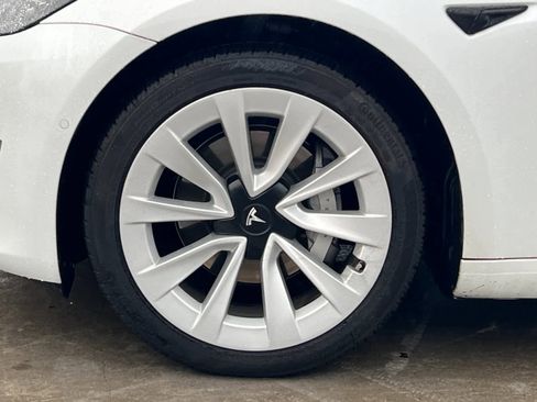Used 2021 Tesla Model 3 Standard Range Plus image 24