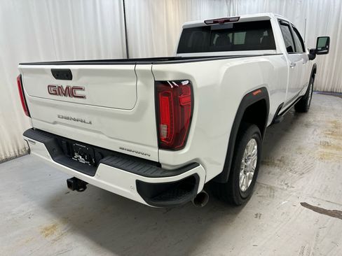 Used 2023 GMC Sierra 3500 Denali w/ Denali Ultimate Package image 11