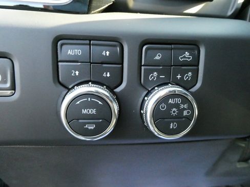 Certified 2024 GMC Sierra 2500 Denali w/ Technology Package image 26