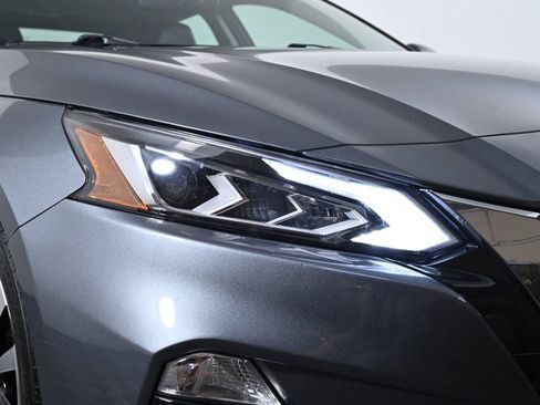 Used 2019 Nissan Altima 2.5 Platinum AWD/4WD image 10