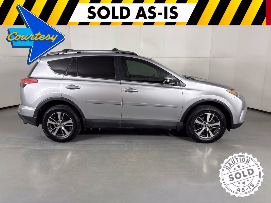 Used 2017 Toyota RAV4 XLE w/ Carpet Mat Package AWD/4WD image 8