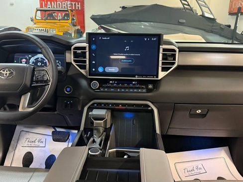 Used 2024 Toyota Tundra Limited image 29