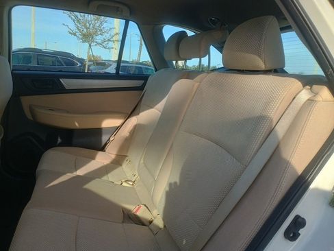 Used 2019 Subaru Outback 2.5i image 16