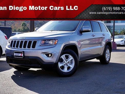 Used 2016 Jeep Grand Cherokee Laredo w/ Quick Order Package 23E image 1