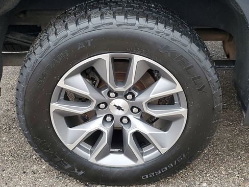 Used 2019 Chevrolet Silverado 1500 RST image 39