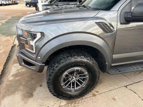 Used 2019 Ford F150 Raptor w/ Equipment Group 802A Luxury image 44