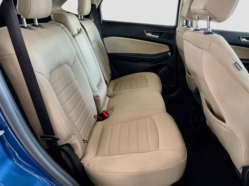 Used 2020 Ford Edge SE FWD image 28