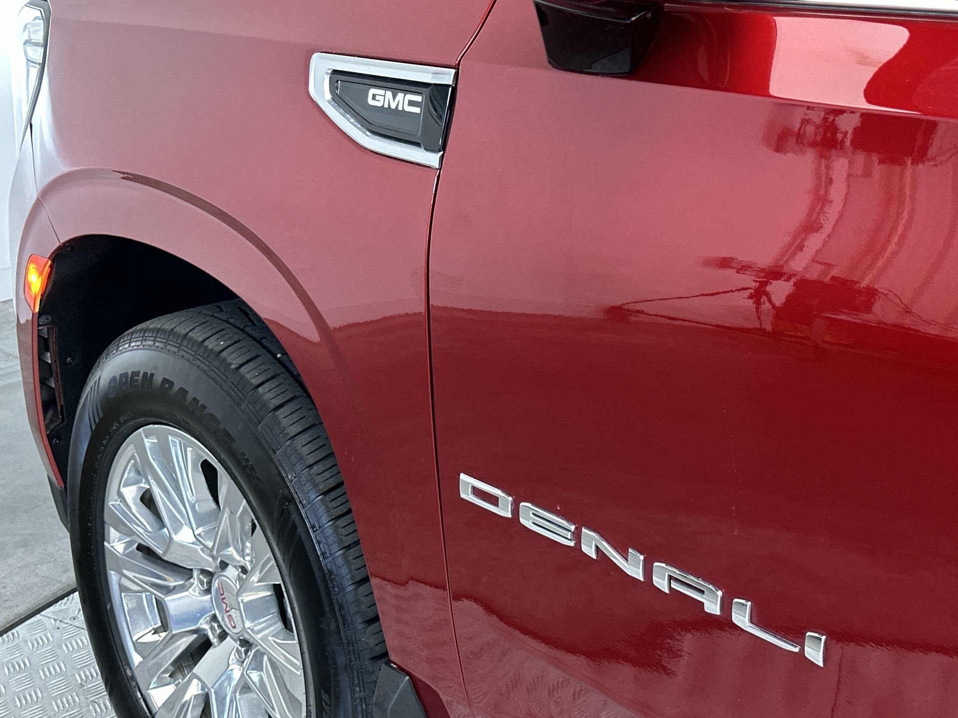 Used 2021 GMC Yukon Denali AWD/4WD image 29