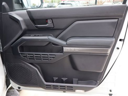 Used 2025 Toyota 4Runner TRD Off-Road image 24