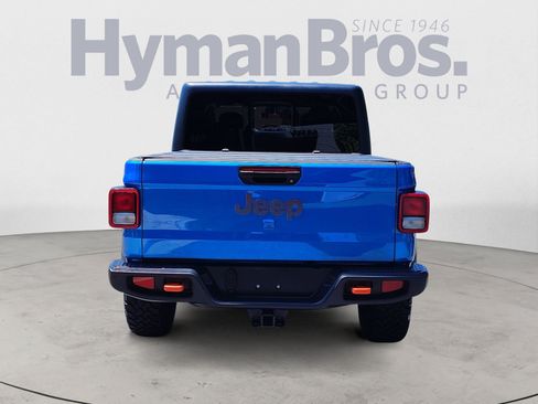 Used 2023 Jeep Gladiator Mojave w/ Cold Weather Group AWD/4WD image 4