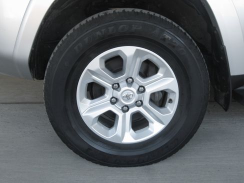 Certified 2023 Toyota 4Runner SR5 Premium w/ Moonroof Package image 31