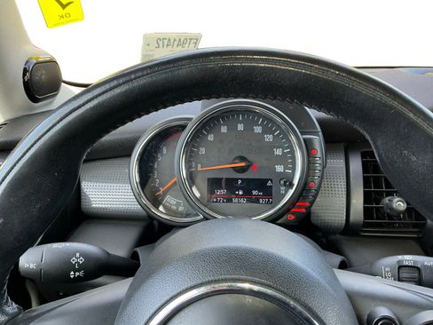 Used 2015 MINI Cooper 2-Door Hardtop image 12