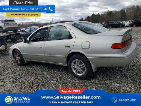 Used 2001 Toyota Camry FWD image 3