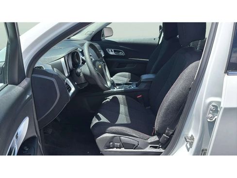Used 2015 Chevrolet Equinox LS FWD image 10