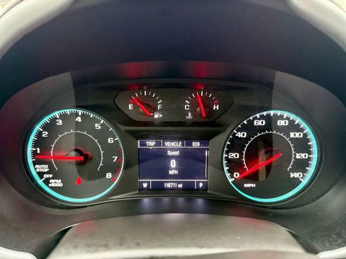 Used 2023 Chevrolet Malibu LS image 9