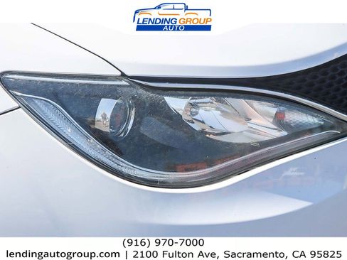 Used 2018 Chrysler Pacifica Touring-L Plus image 7