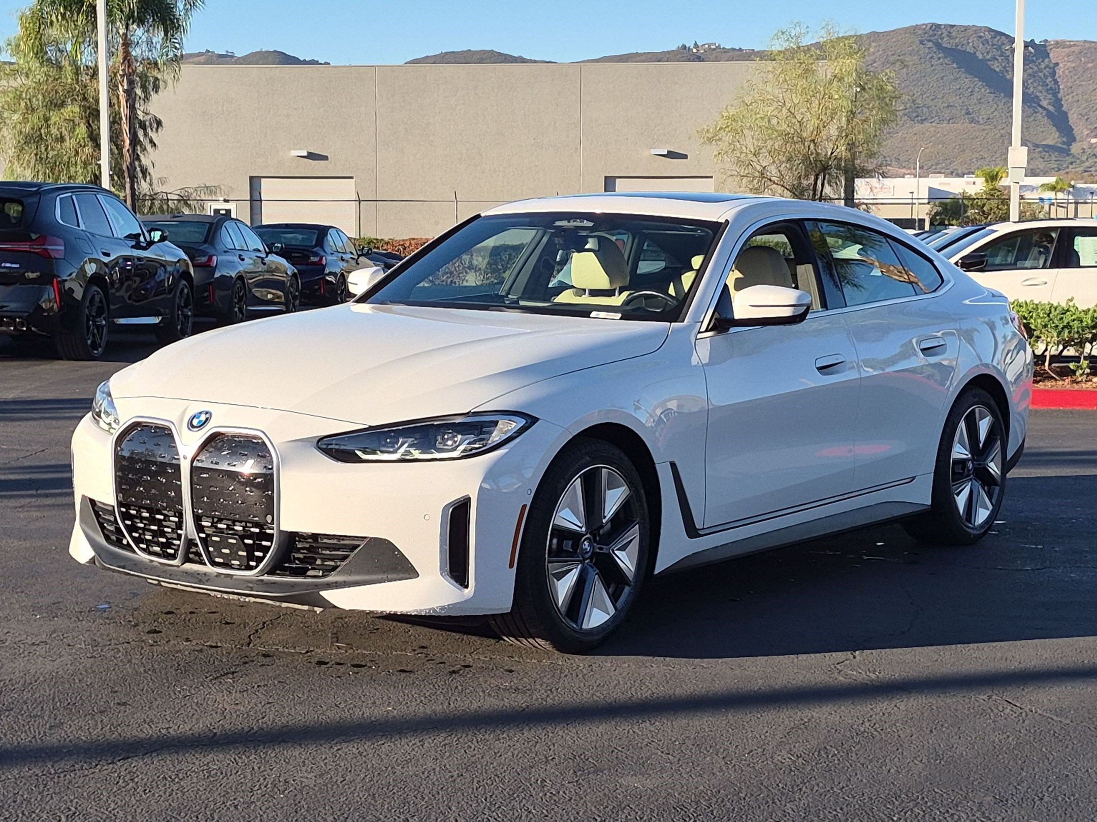 Used 2024 BMW i4 eDrive35 w/ Premium Package RWD image 5