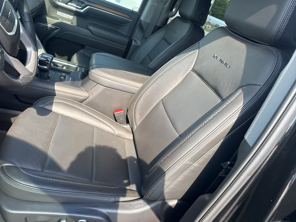 Used 2025 GMC Sierra 1500 Denali AWD/4WD image 15