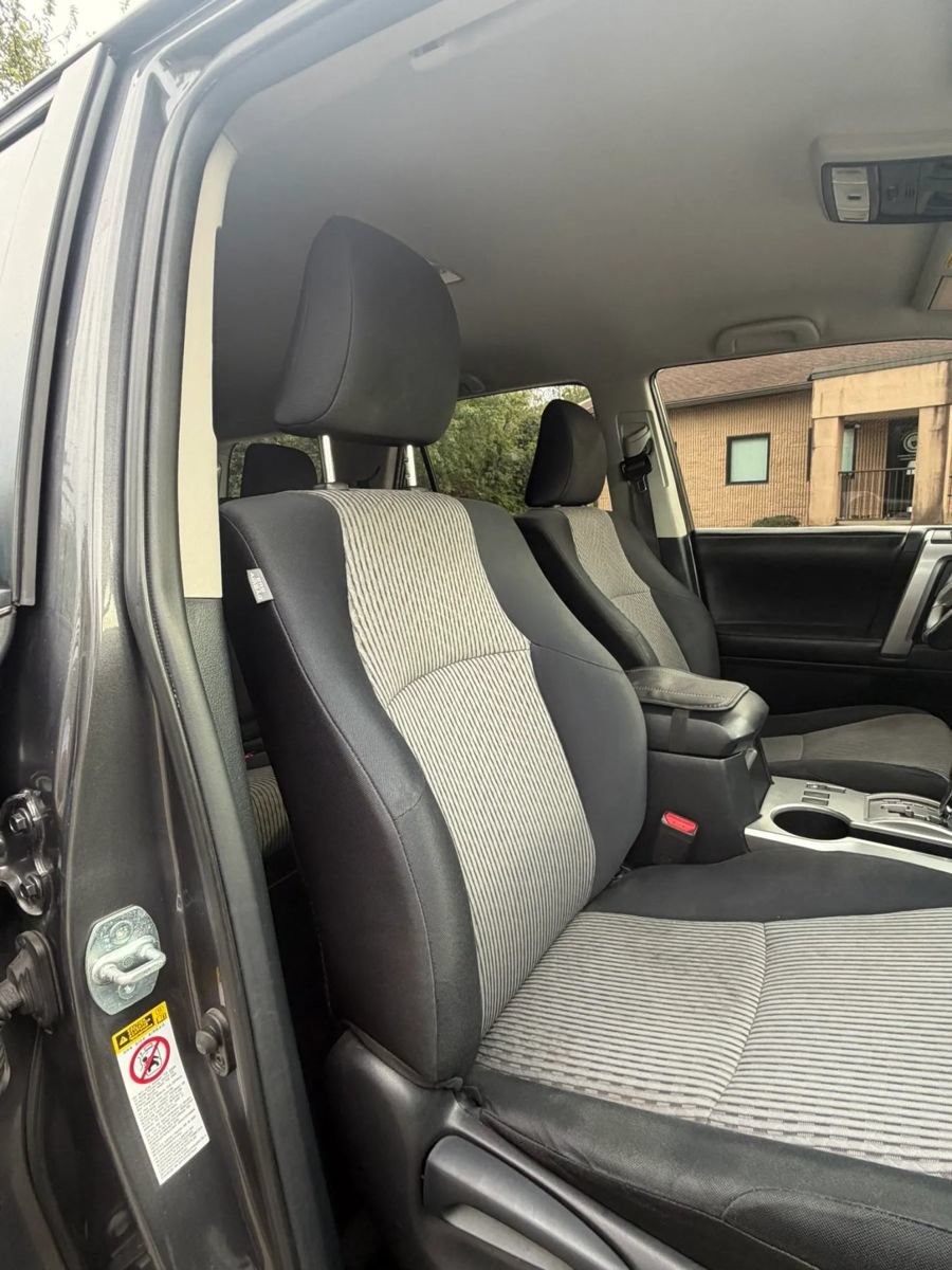 Used 2014 Toyota 4Runner SR5 w/ Convenience Package AWD/4WD image 17